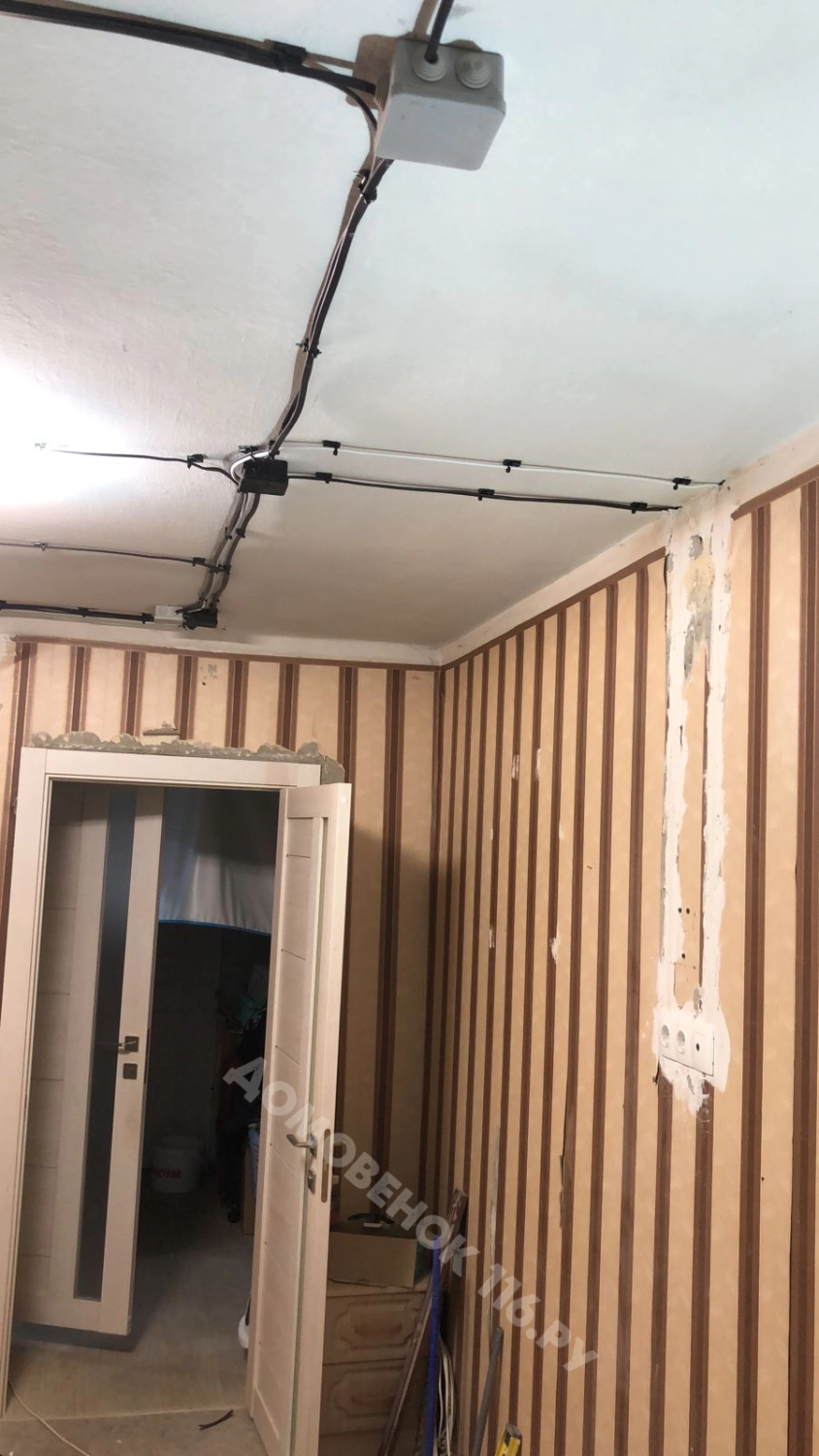 Прокладка кабелей в квартире со снятием натяжного потолка