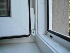Замена уплотнителя на пластиковых окнах и дверях